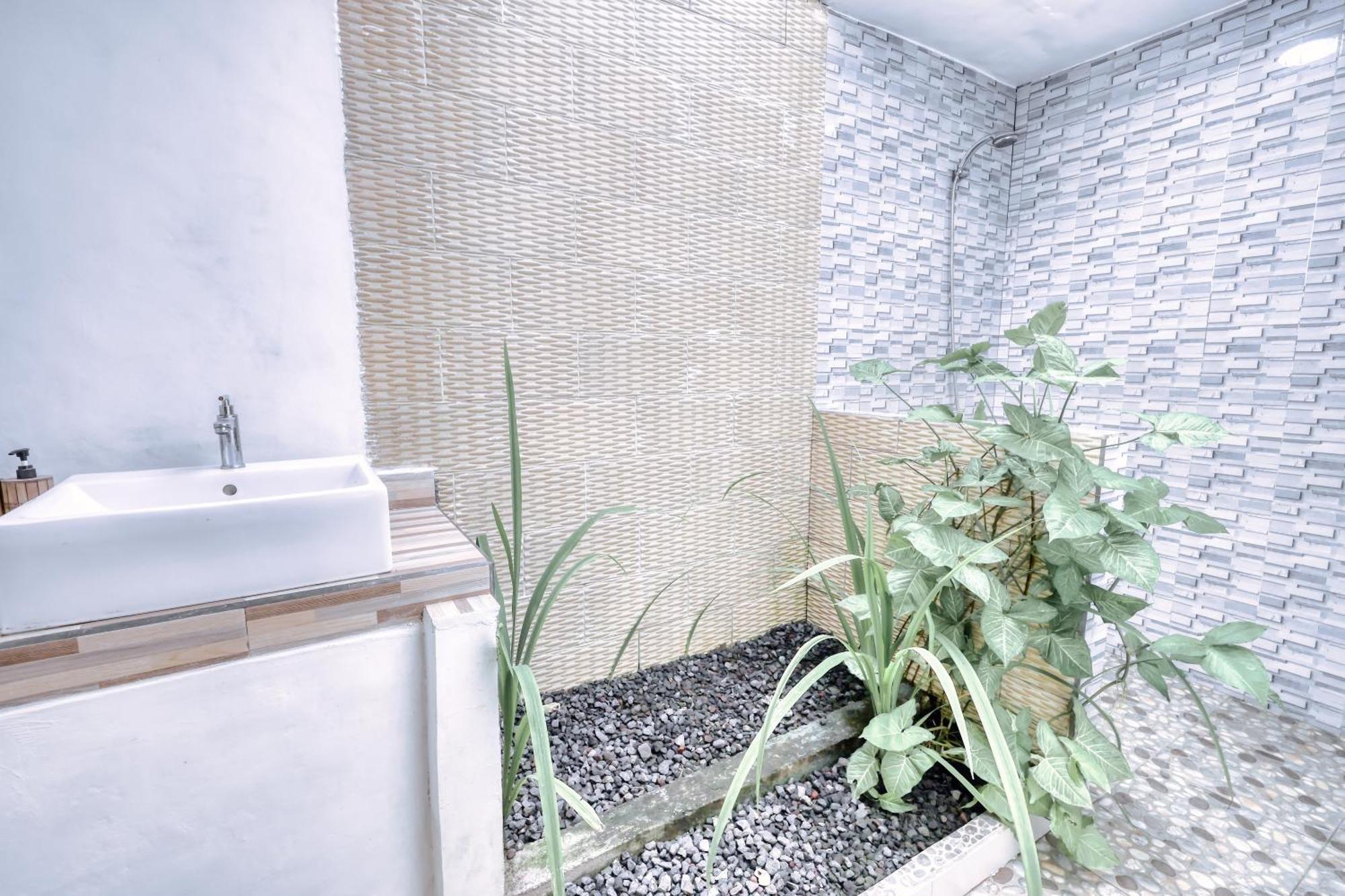 Komurd Lavender Bungalow Sakti Buitenkant foto